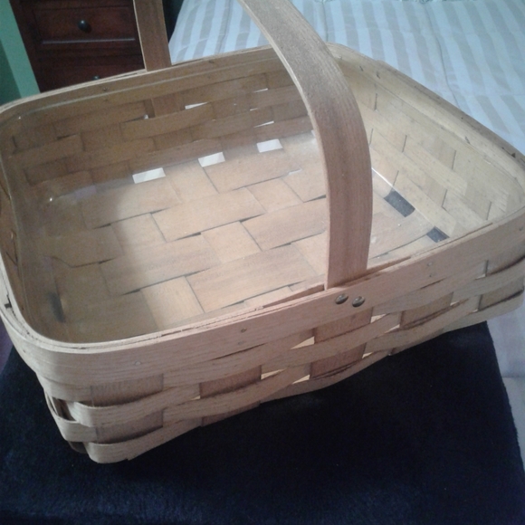 Peterboro Basket Company Square Short Basket with Plastic Liner and Handle - Picture 4 of 5